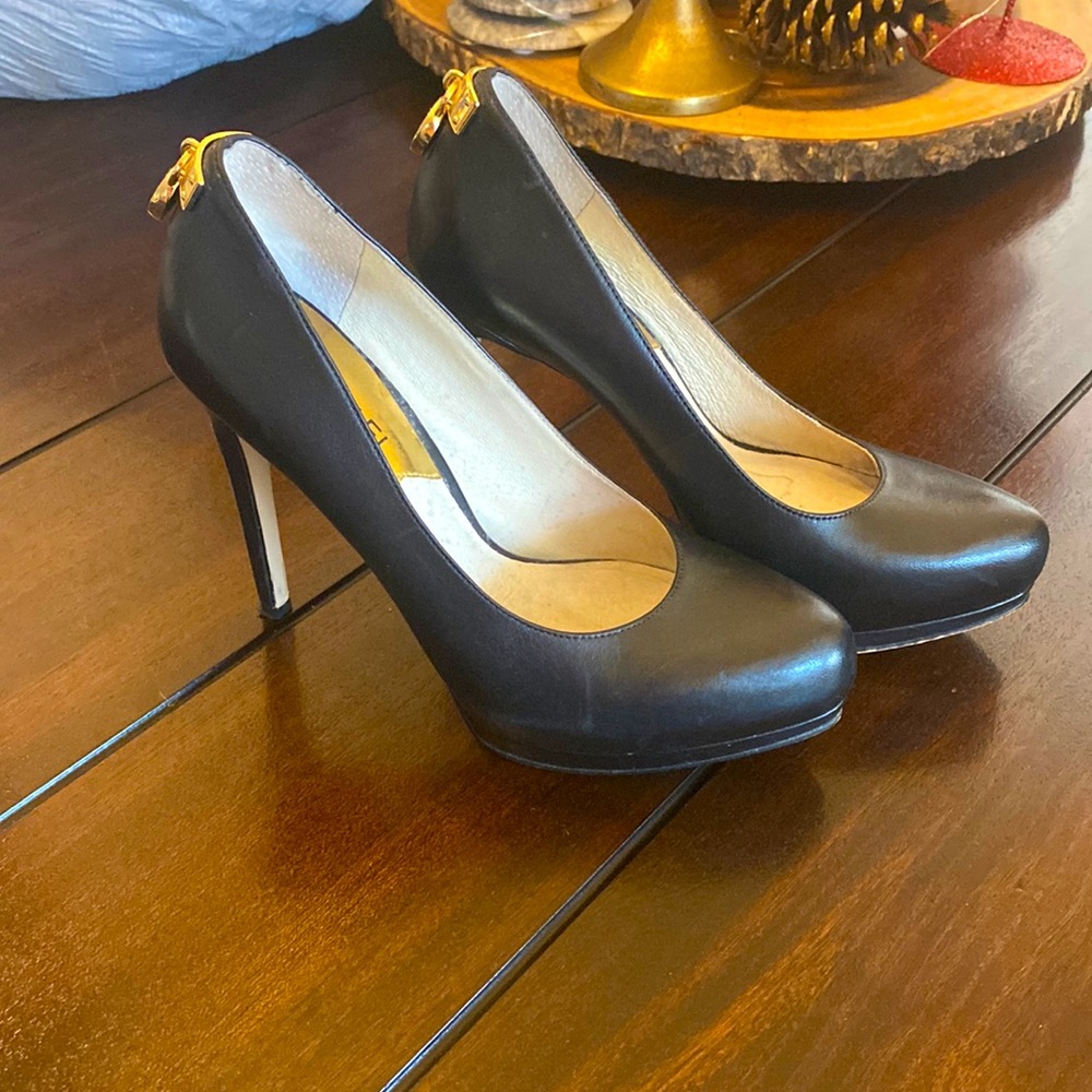 Michael Kors Pumps